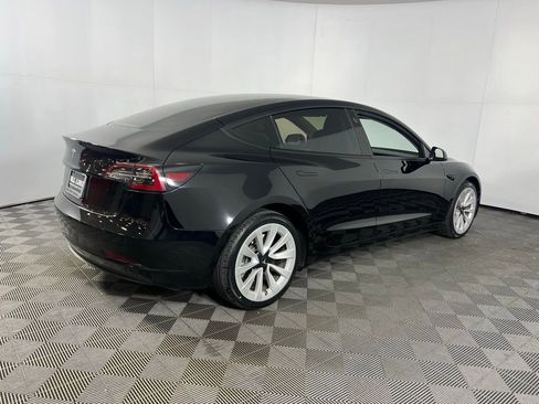 Used 2023 Tesla Model 3 Standard Range image 6
