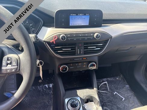 Used 2022 Ford Escape S image 13