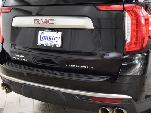 Used 2023 GMC Yukon XL Denali w/ LPO, Floor Liner Package AWD/4WD image 22