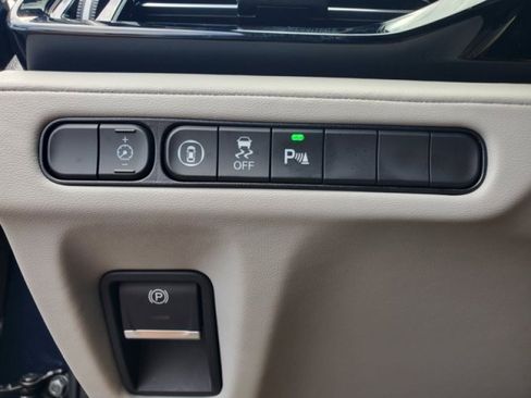Used 2025 Acura MDX FWD w/ Technology Package image 17