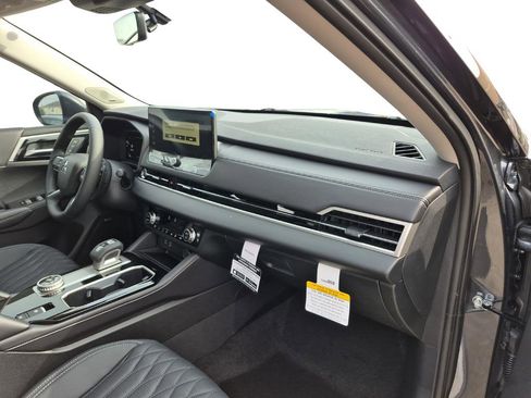 New 2026 Mitsubishi Outlander SEL FWD image 28