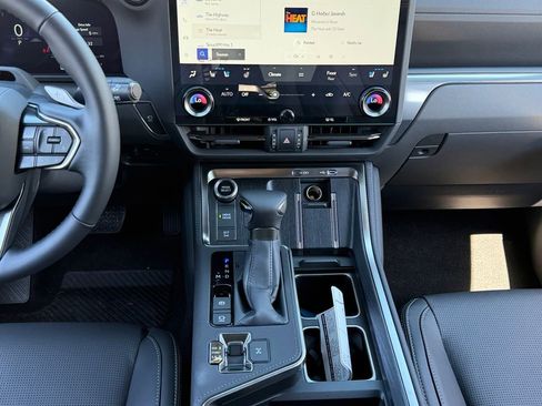 New 2026 Lexus GX 550 image 13