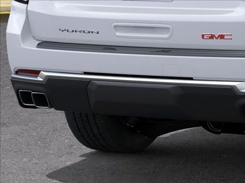 New 2026 GMC Yukon Denali w/ Sun & Power Step Package image 14