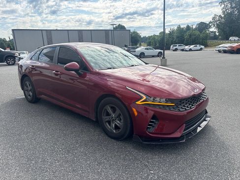 Used 2022 Kia K5 LXS FWD image 9