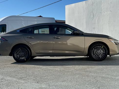 New 2026 Nissan Sentra SV w/ SV Convenience Package FWD image 3