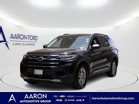 Used 2025 Ford Explorer Active RWD image 1
