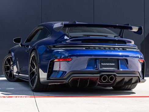 Certified 2026 Porsche 911 GT3 RWD image 3