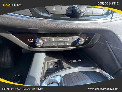 Used 2022 Buick Enclave Essence image 15