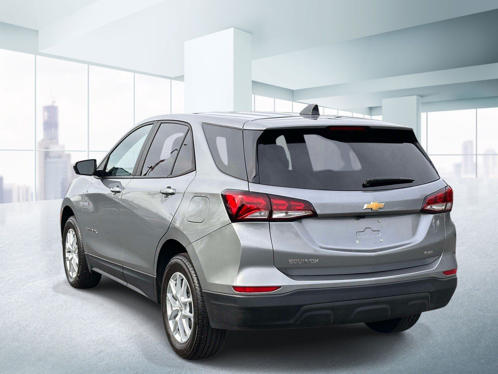 Used 2024 Chevrolet Equinox LS w/ LS Convenience Package AWD/4WD image 3