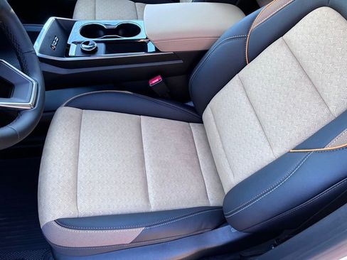 New 2026 Chevrolet Equinox ACTIV w/ Convenience Package III FWD image 28