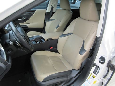 Used 2021 Lexus ES 250 w/ Premium Package AWD/4WD image 20