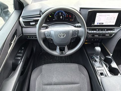 Certified 2025 Toyota Camry LE image 18