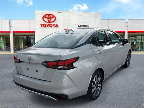 Used 2025 Nissan Versa SV FWD image 3