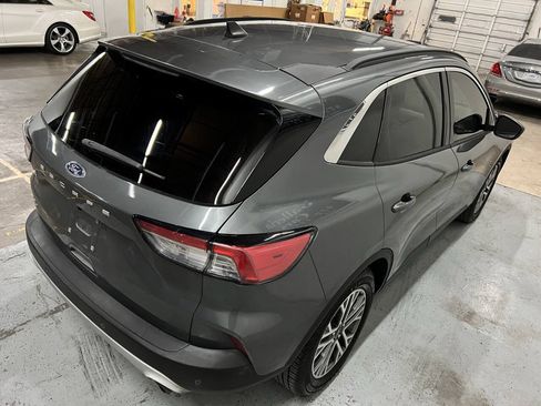 Used 2022 Ford Escape SEL w/ Technology Package FWD image 6