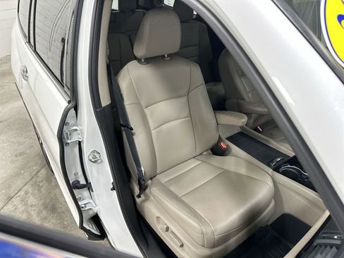Used 2022 Honda Pilot Touring image 31
