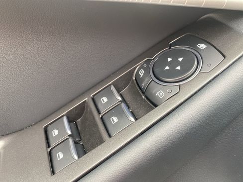 New 2026 Ford Explorer ST-Line w/ ST-Line Street Pack RWD image 18