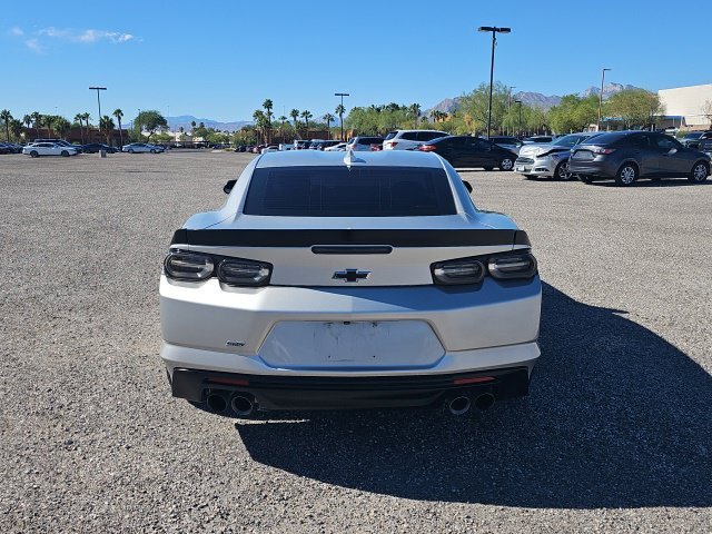 Used 2019 Chevrolet Camaro SS RWD image 5