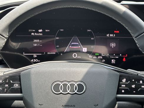 Certified 2025 Audi Q5 Premium AWD/4WD image 21
