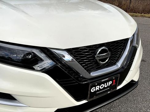 Used 2022 Nissan Rogue Sport SL w/ Premium Package image 32