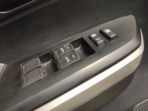 Used 2014 Toyota Tundra 1794 Edition image 27