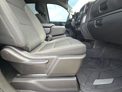 Used 2022 Chevrolet Silverado 1500 Custom image 16