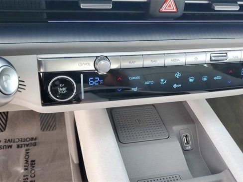 New 2025 Hyundai Ioniq 6 SEL image 19