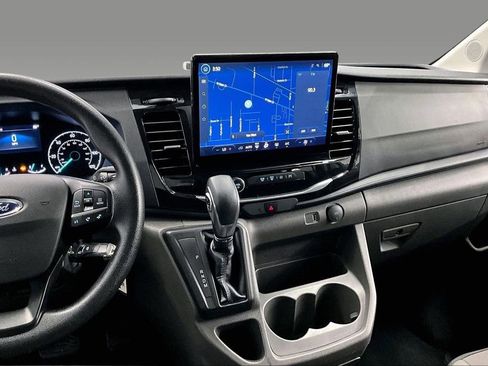 Used 2024 Ford Transit 350 XLT image 3