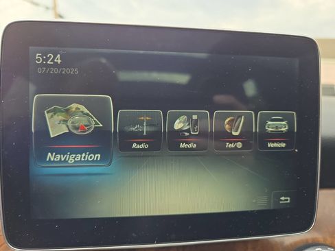 Used 2016 Mercedes-Benz GLA 250 4MATIC image 40