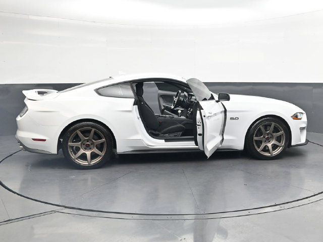 Used 2020 Ford Mustang GT w/ GT Performance Package RWD image 36