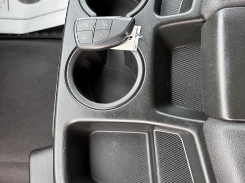 Used 2024 Chevrolet Silverado 2500 LT image 9