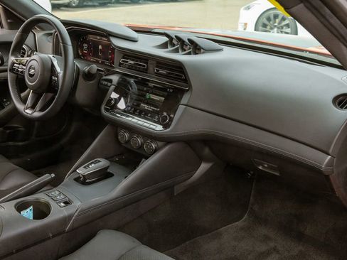 Used 2024 Nissan Z Performance w/ Heritage Edition RWD image 12