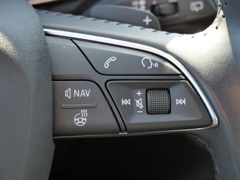 Used 2019 Audi Q5 Premium Plus w/ Premium Plus Package image 32