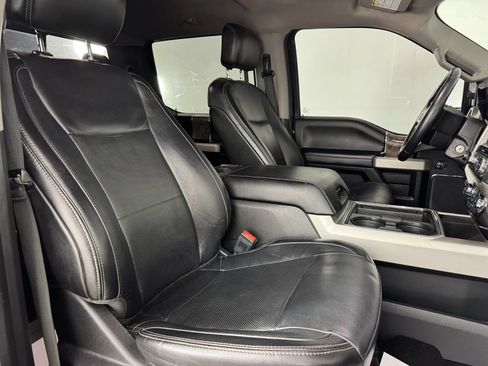 Used 2019 Ford F350 Lariat w/ Chrome Package AWD/4WD image 27