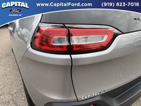 Used 2016 Jeep Cherokee 75th Anniversary image 15