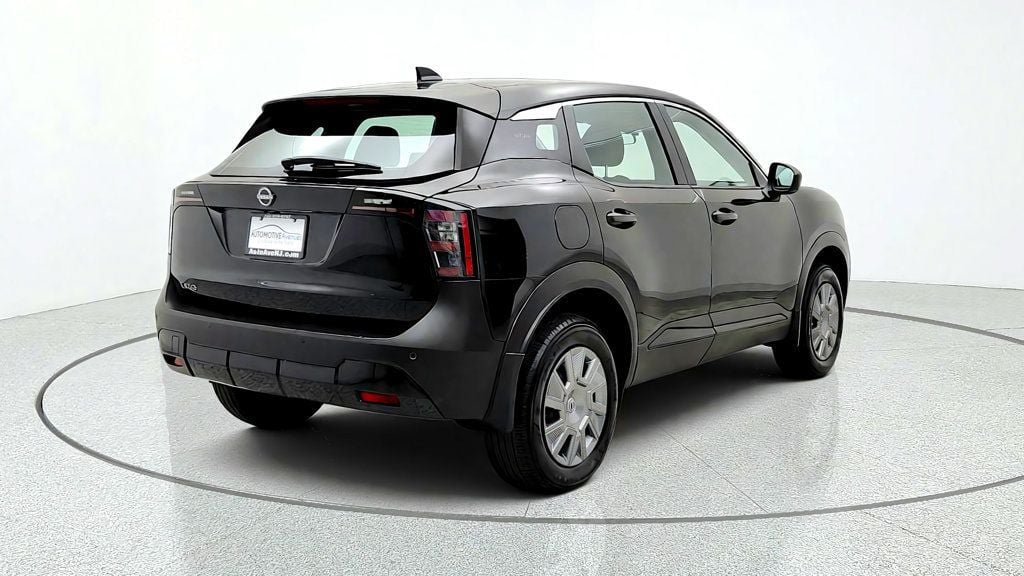 Used 2026 Nissan Kicks S FWD image 5