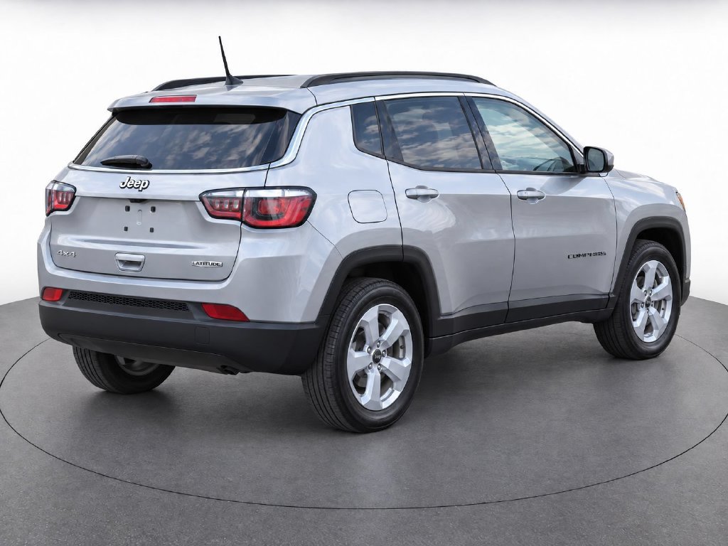 Used 2021 Jeep Compass Latitude w/ Convenience Group AWD/4WD image 7