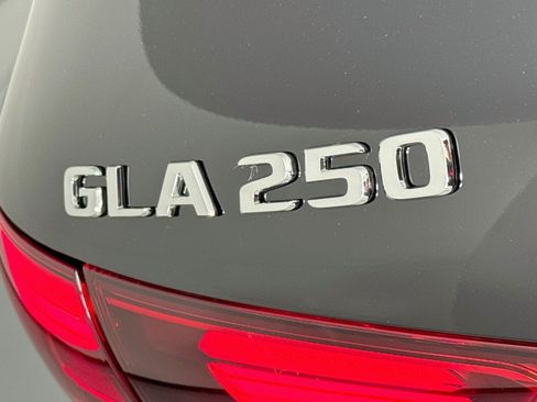 Certified 2026 Mercedes-Benz GLA 250 image 10
