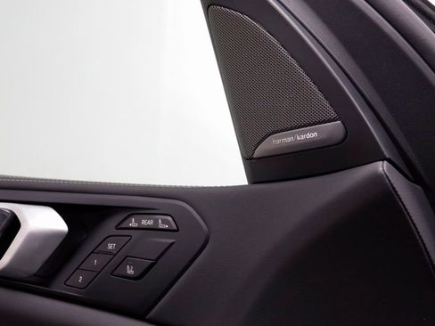 New 2026 BMW X7 xDrive40i w/ M Sport Package AWD/4WD image 7