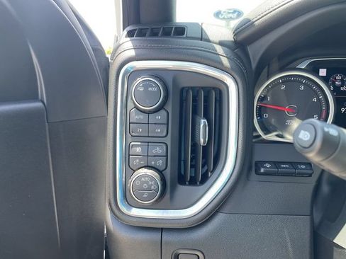 Used 2023 Chevrolet Silverado 2500 High Country w/ Z71 Off-Road Package AWD/4WD image 17