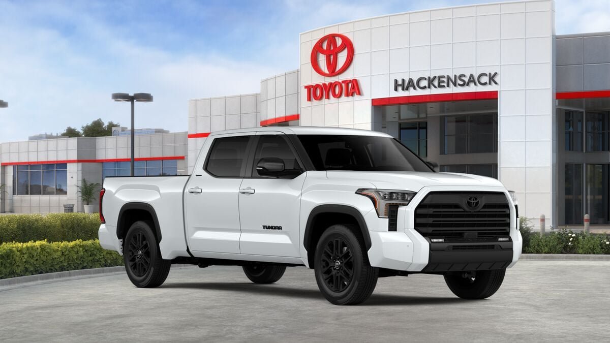 Used 2026 Toyota Tundra Limited AWD/4WD image 15