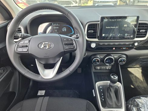 New 2026 Hyundai Venue SEL FWD image 13