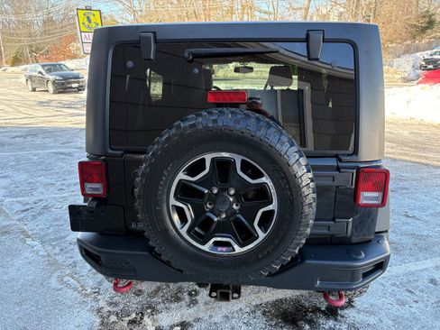 Used 2016 Jeep Wrangler Unlimited Rubicon image 8