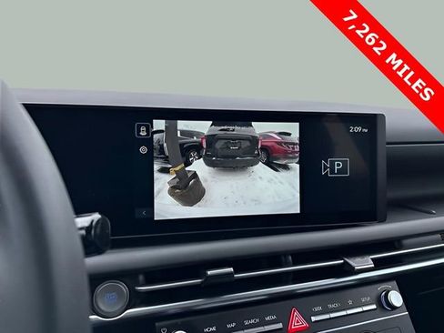 Used 2025 Hyundai Tucson SE image 19