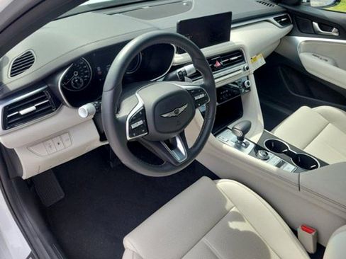 Used 2025 Genesis G70 2.5T RWD image 16
