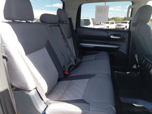 Used 2017 Toyota Tundra SR5 w/ SR5 Upgrade Package image 26