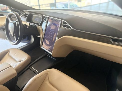 Used 2016 Tesla Model S 75 RWD image 9