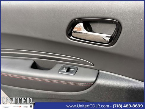 Used 2023 Dodge Durango GT image 25