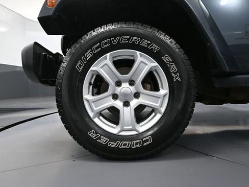 Used 2008 Jeep Wrangler Unlimited Sahara image 16