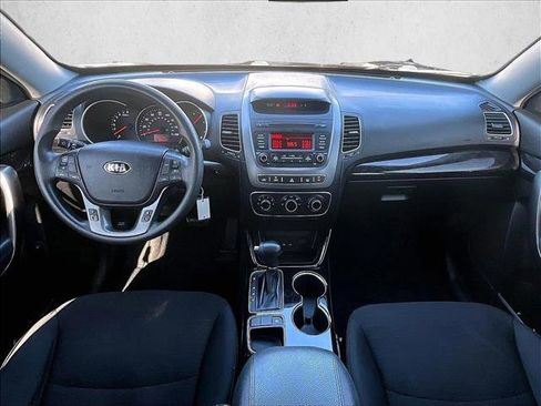 Used 2014 Kia Sorento LX FWD image 15