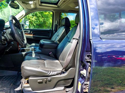 Used 2007 Chevrolet Silverado 1500 LTZ w/ Safety Package image 15